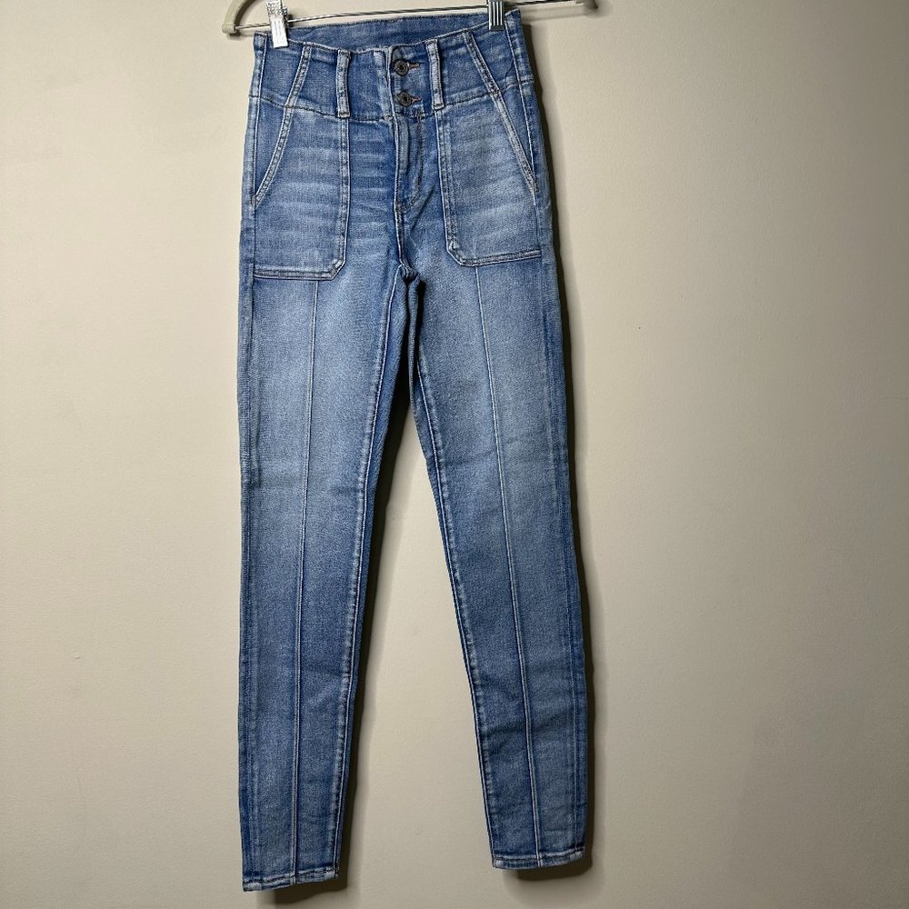 American Eagle Blue Light Wash Super Hi-Rise Jegging Jeans Women's 0 Regular